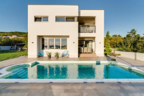 Luxury villa with pool near the beach, great view - TRAVELER tourist agency Krk - ID 2135